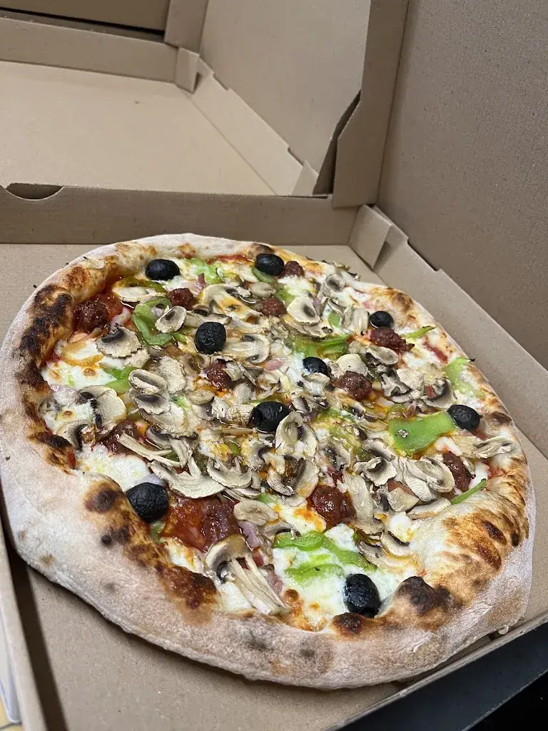 Pizzeria Du Bray_Houssoye_slider_image_2