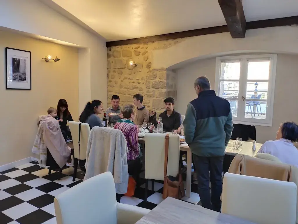 mariannick halai_La Table de l'Abbaye_l'Abbaye_recensione