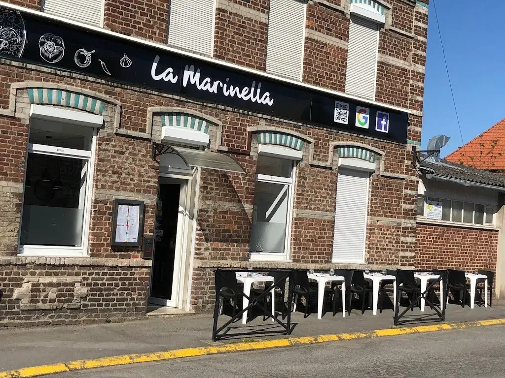 LA MARINELLA restaurant in Avesnes-le-Comte