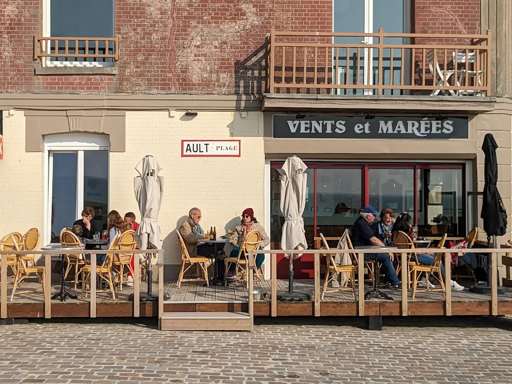 AUX VENTS ET MAREES restaurant à Ault