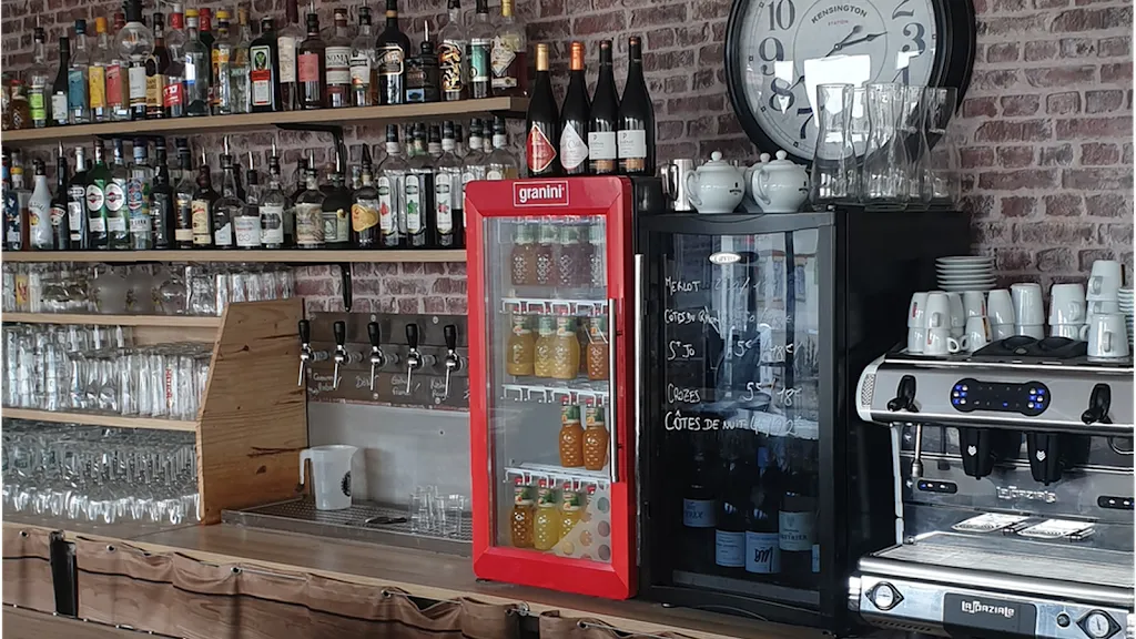 Beer & Cheese_Chatte_slider_image_1