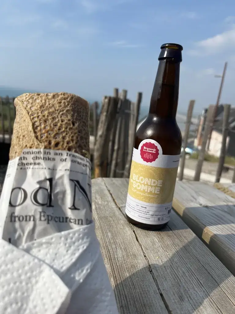 Sarah Reitema_Le bar brise_Ault_review