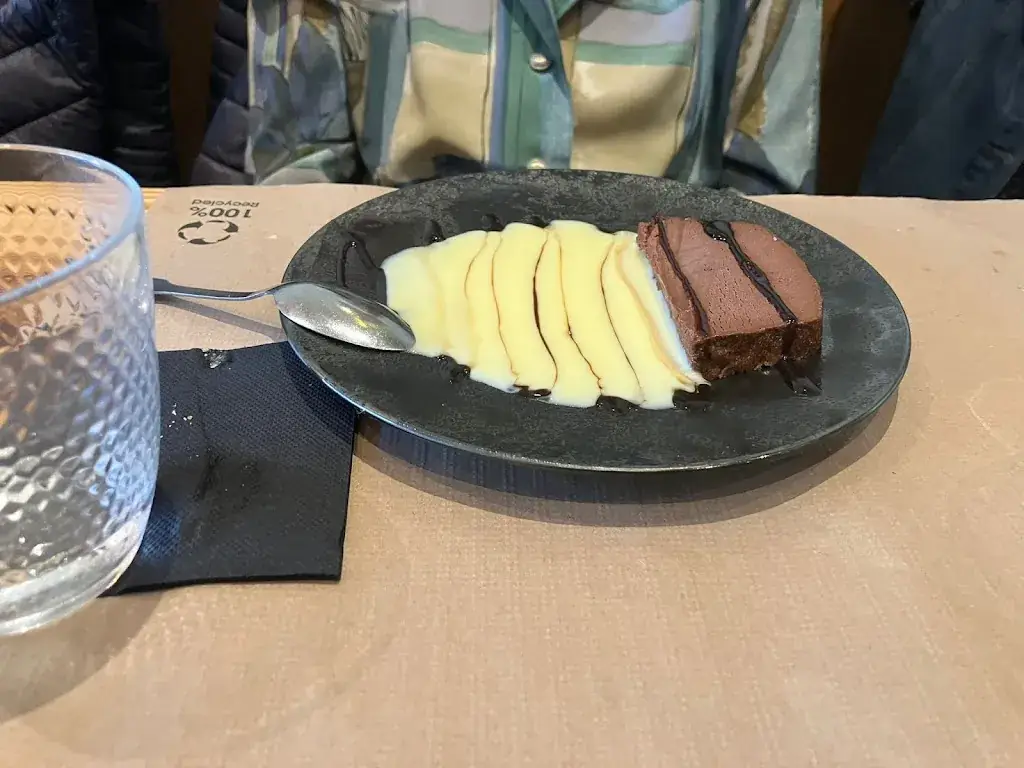 pascale MASSE_Auberge du Chapeau Rouge_l'Abbaye_review