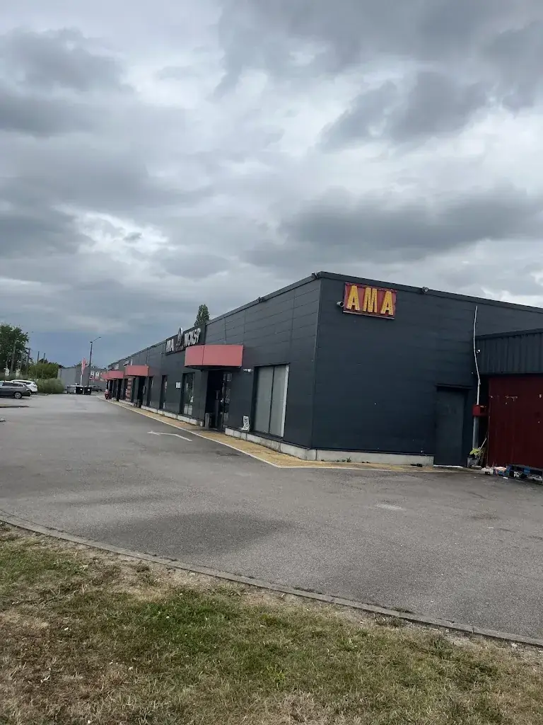 Cassandra Debacq_Ama wok59_Armentières_review