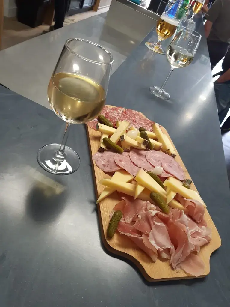 Tiffany Mahias_Relais Amiens-Paris_Avrechy_review