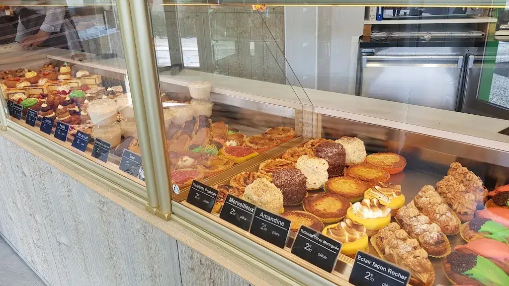 Marion Dubaele_La tradition boulangerie pâtisserie snacking Avrechy_Avrechy_review