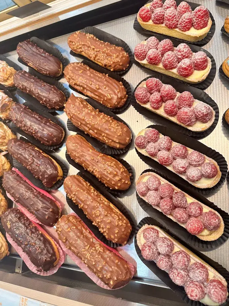 La tradition boulangerie pâtisserie snacking Avrechy_Avrechy_slider_image_3