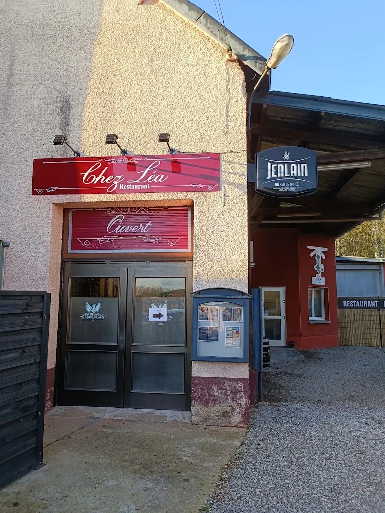 chez lea restaurant in Burbure