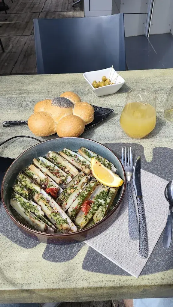 Mateusz Han_L Escale Restaurant_Marles-les-Mines_review