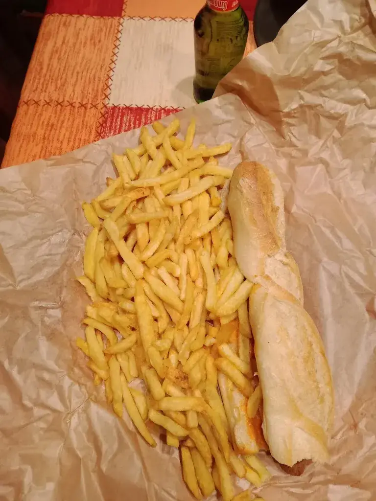 Menu_La Guillotine French fries_Cauchy-à-la-Tour_image_8