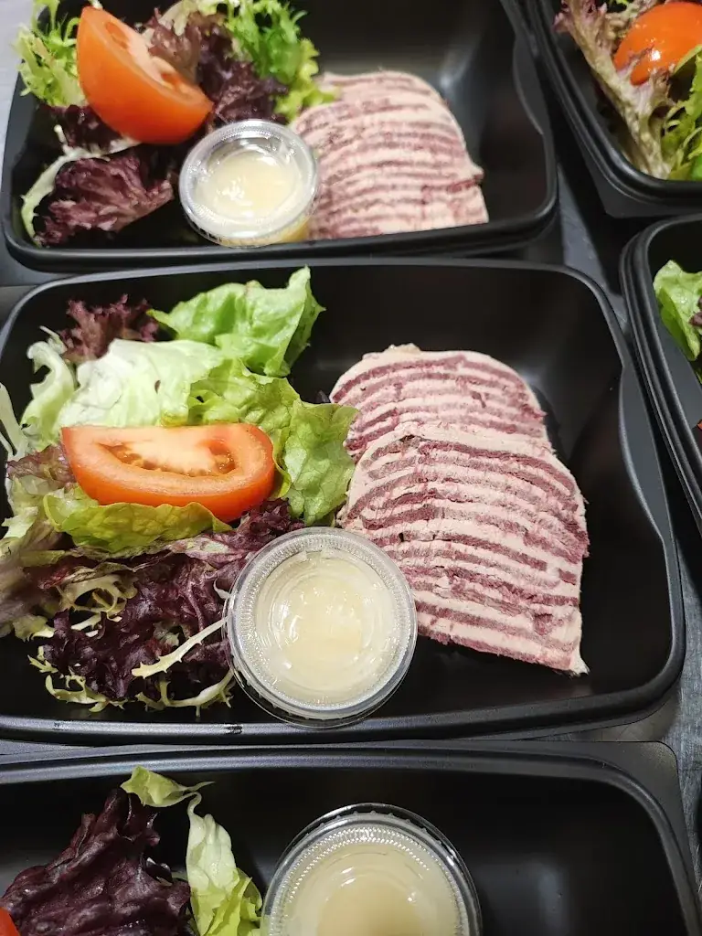 Menu_Distributeur plats à emporter - Restaurant Le jardin_Cauchy-à-la-Tour_immagine_2