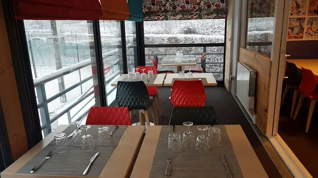 Le Bungalow ristorante a Cluses