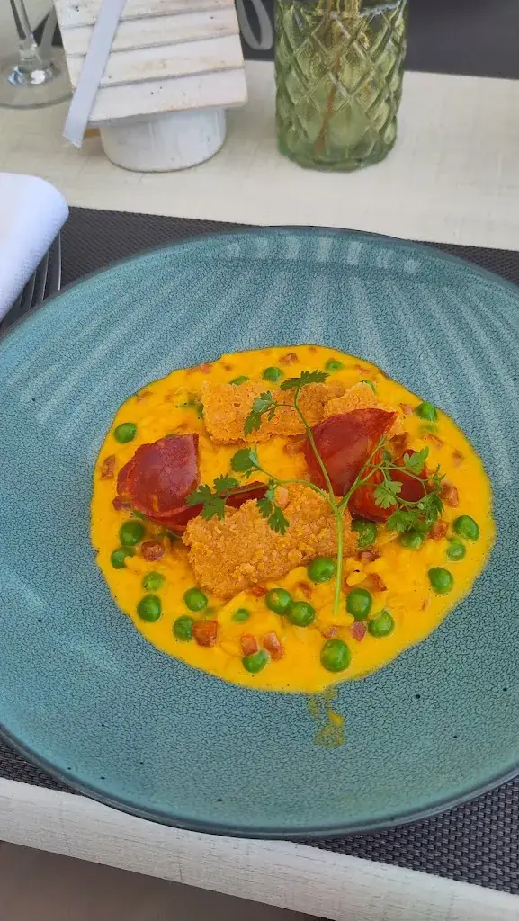 Stephanie Ilona Horvath_Tout un Monde_Grandvaux_review