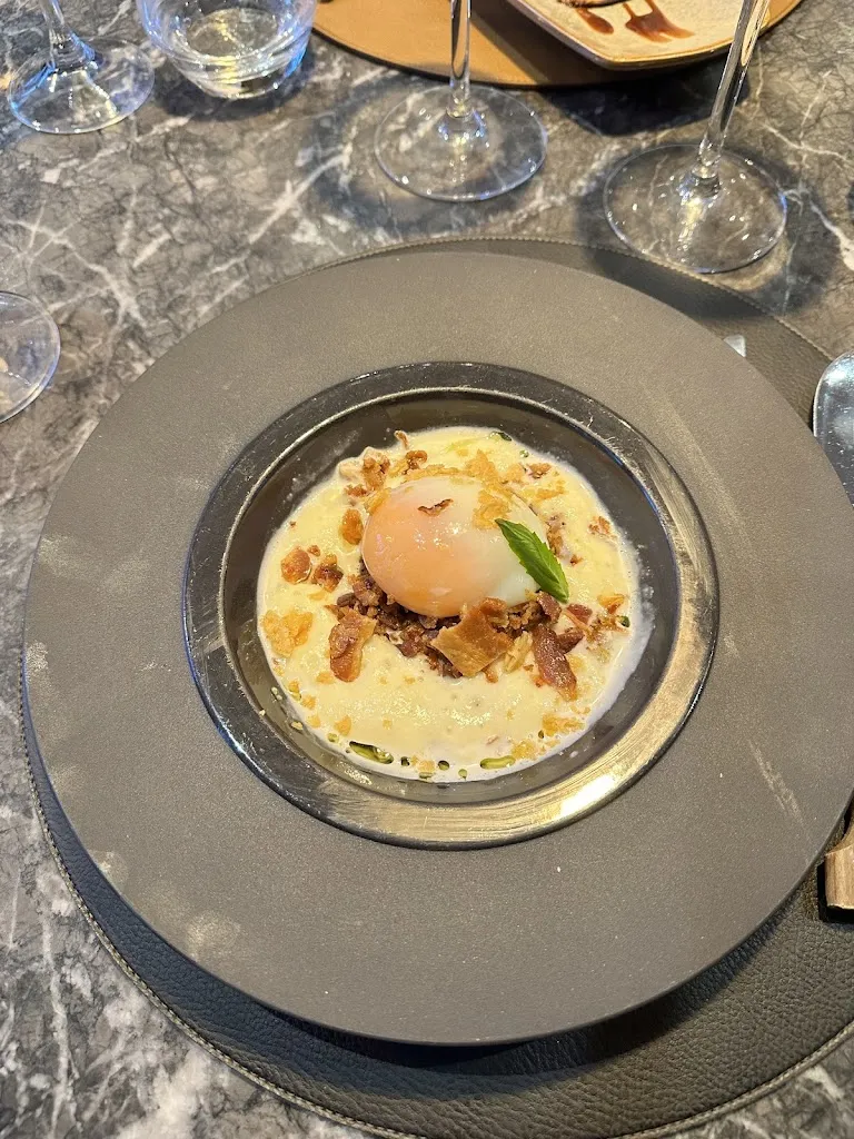 F S_Beef’Ør_Lausanne_review