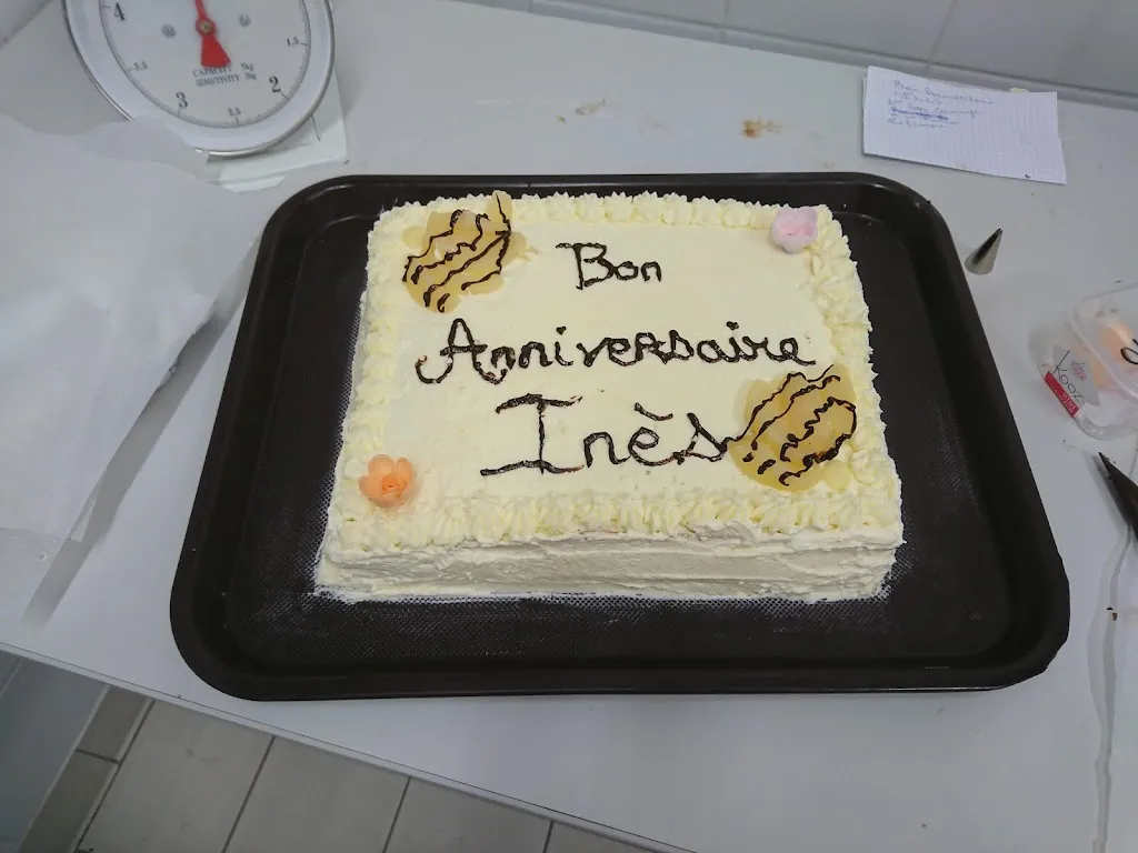 Restaurant solidaire El Fouad_Avion_slider_image_3