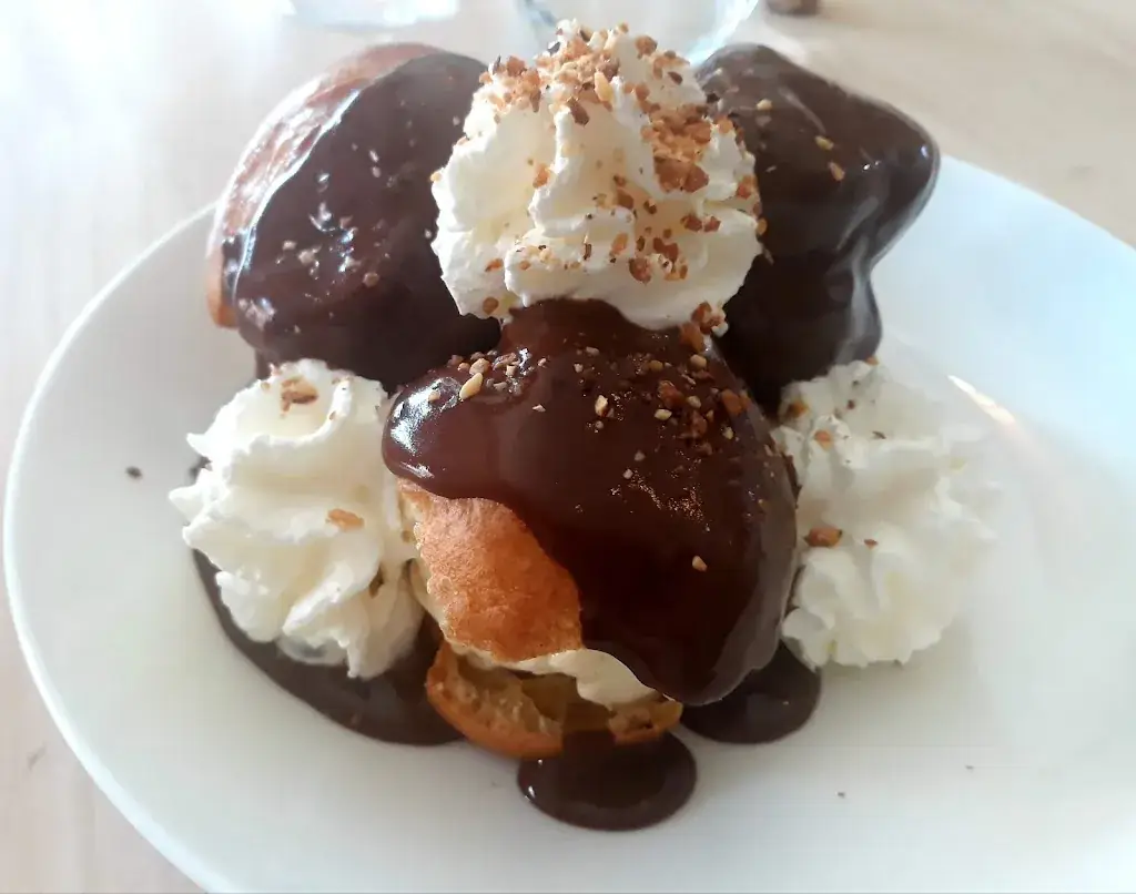 Chat Ventru_Baisieux_slider_image_3