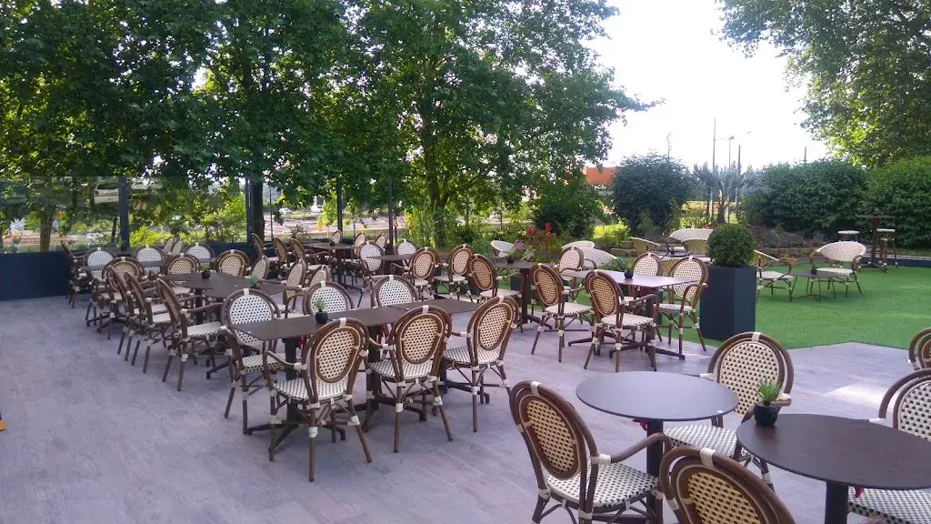 Au Bureau - Pub et Brasserie Restaurant in Valenciennes