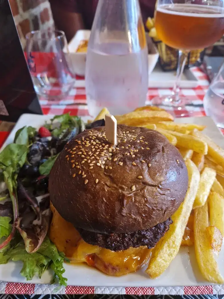 Stephane GIBERNE_Le Val en Cygnes_Valenciennes_review