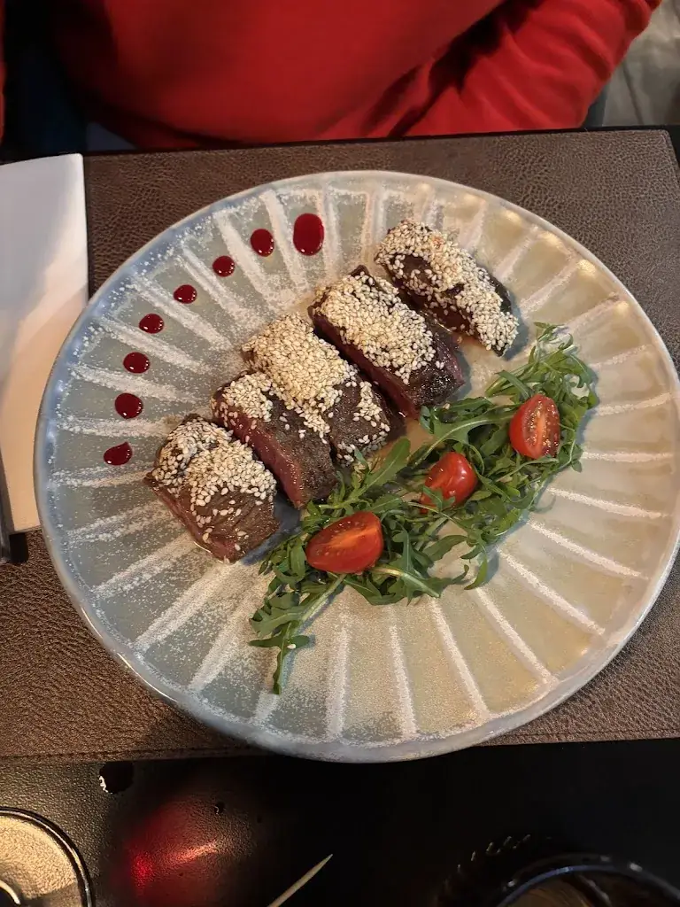 Hiomai Jubely_Les Trois Gourmets_Valenciennes_review