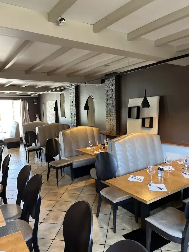 Le Bistrot de Charles restaurant in Valenciennes