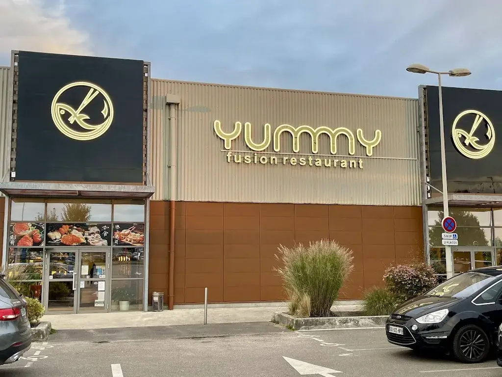 YUMMY restaurant in Beaurains