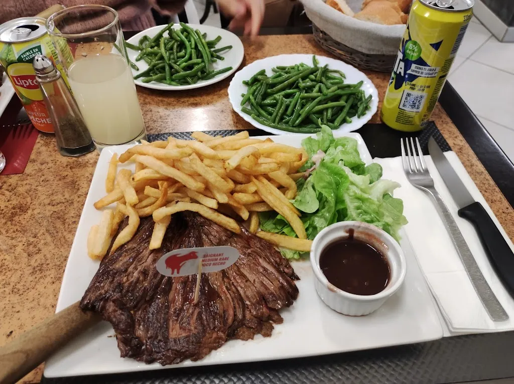 dimitri lievrard_Le Mathan_Aulnoye-Aymeries_review