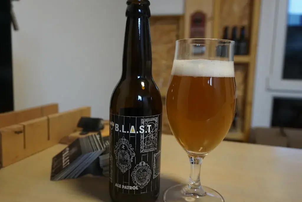 Brasserie B.L.A.S.T Restaurant in Civrieux