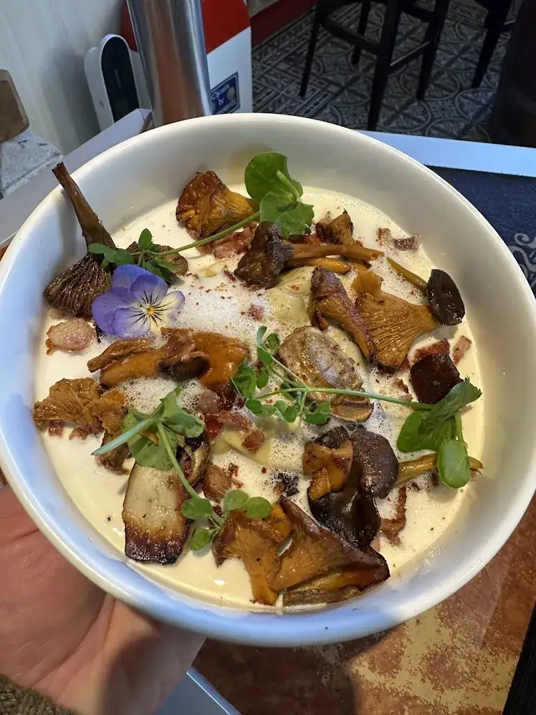 LE GODELOT_Locquignol_slider_image_3