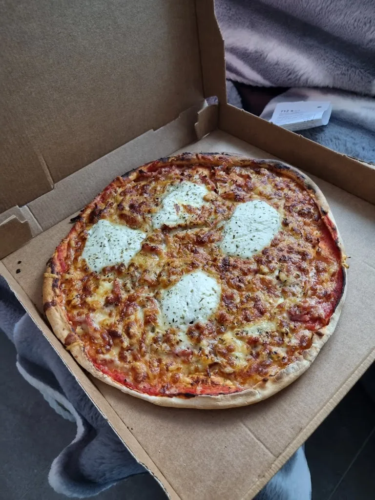 Pizzeria barlinoise_Barlin_slider_image_3