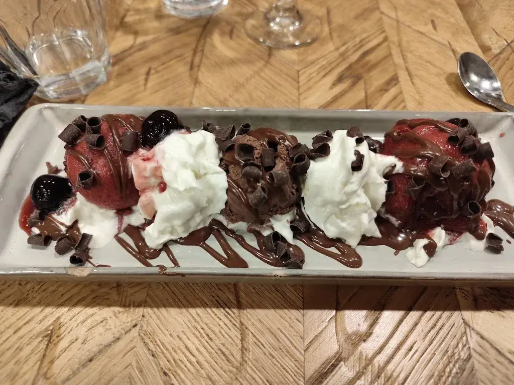 Menü_Jordan Tomas - Pizza Mamamia Civrieux d'Azergues_Civrieux-d'Azergues_Bild_5