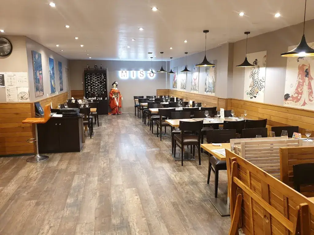 Miso Beauchamp_Beauchamp_slider_image_1