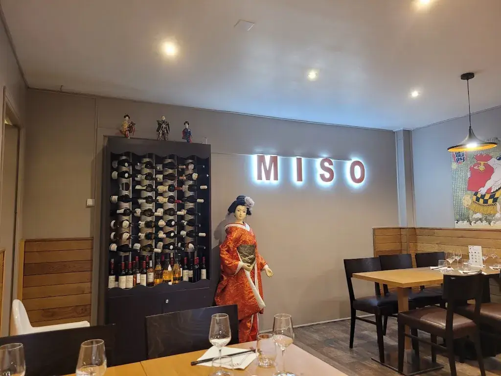 Miso Beauchamp_Beauchamp_slider_image_3