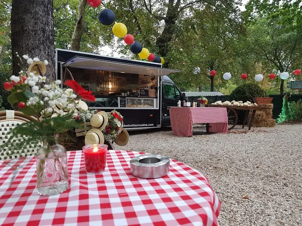 Le Globe-Trotteur Cuisine restaurant in Beauchamp