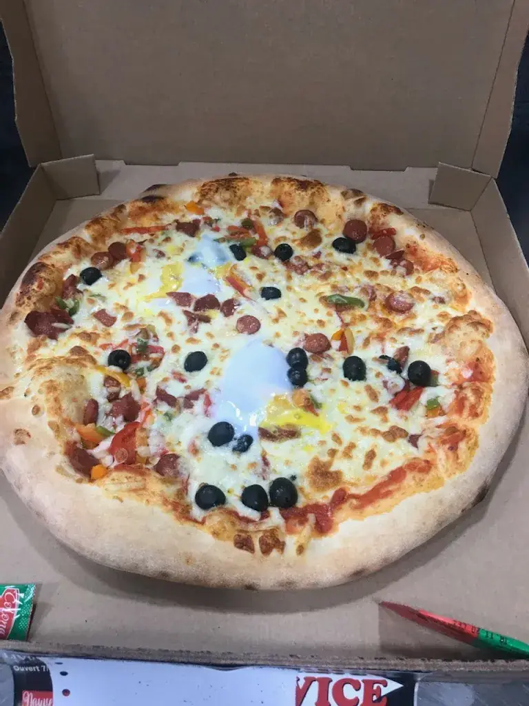 Menu_Pizza Service_Beauchamp_image_5