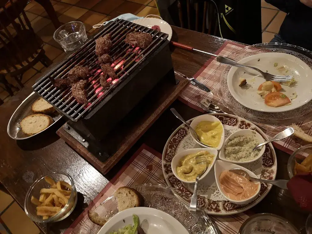 Ivan Bogosavljević_Auberge de l'Hirondelle_Albertville_review