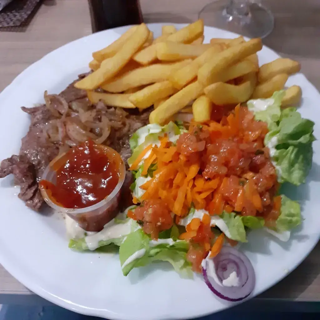 Virginie Vandenbulck_Friterie La Tete Noire_Berlaimont_review