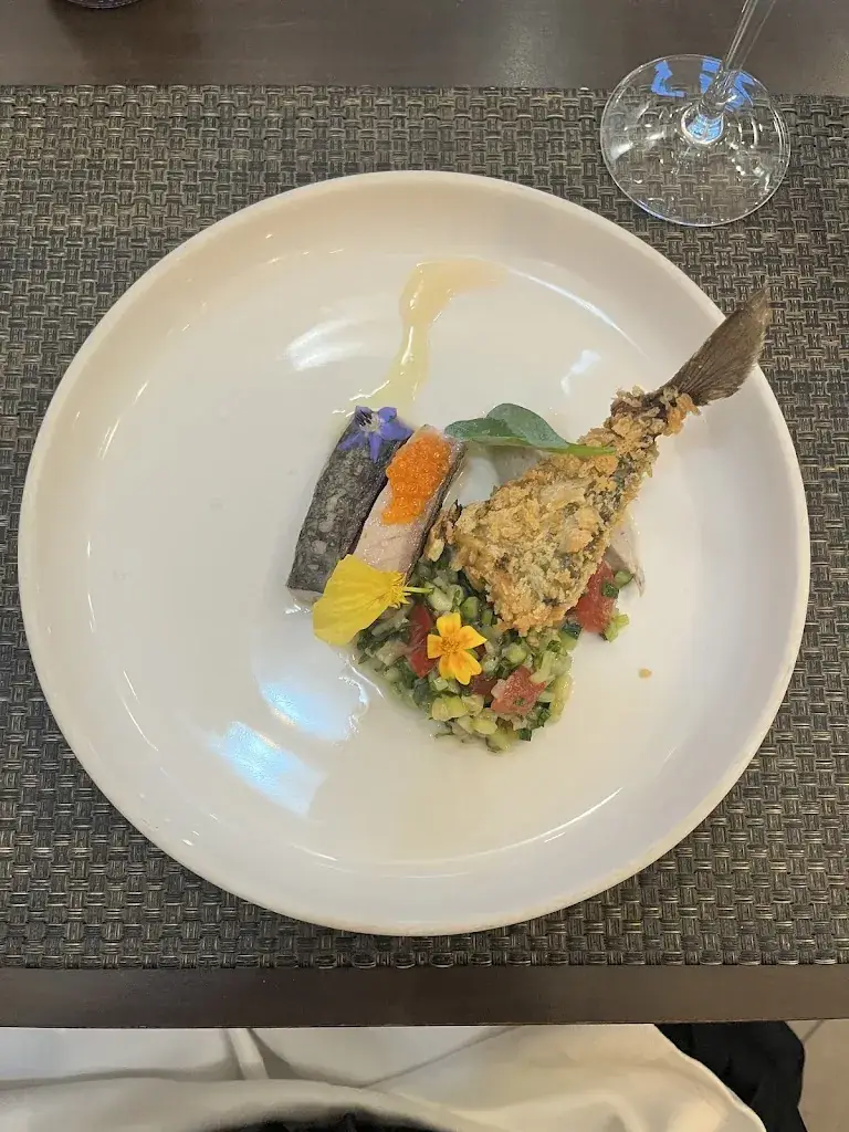 Kirsty Emery_L'inaTTendu - Restaurant bord de Saône_Reyrieux_review