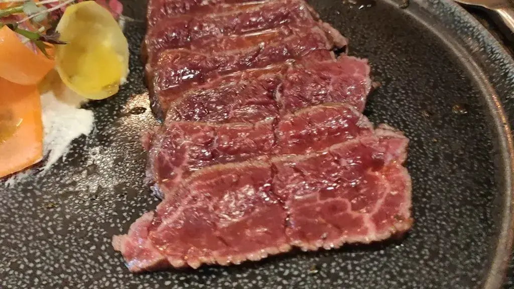 L'inaTTendu - Restaurant bord de Saône_Reyrieux_slider_image_2