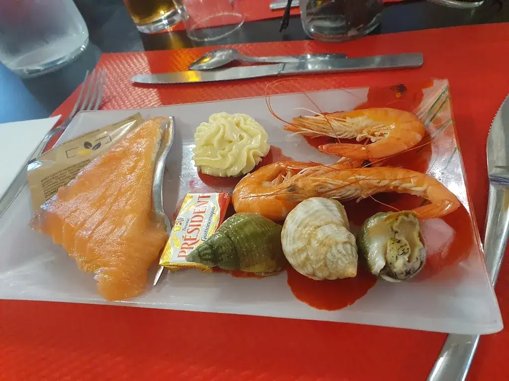 Tina Doyle_Le Poppy Bar_Ovillers-la-Boisselle_review