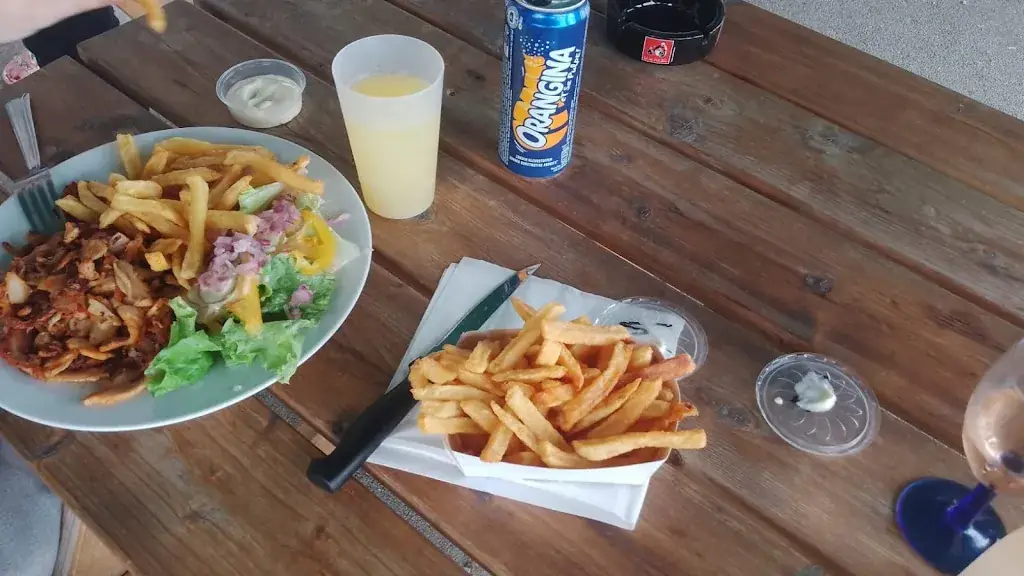 A l'Guinguette_Ligny-Thilloy_slider_image_2