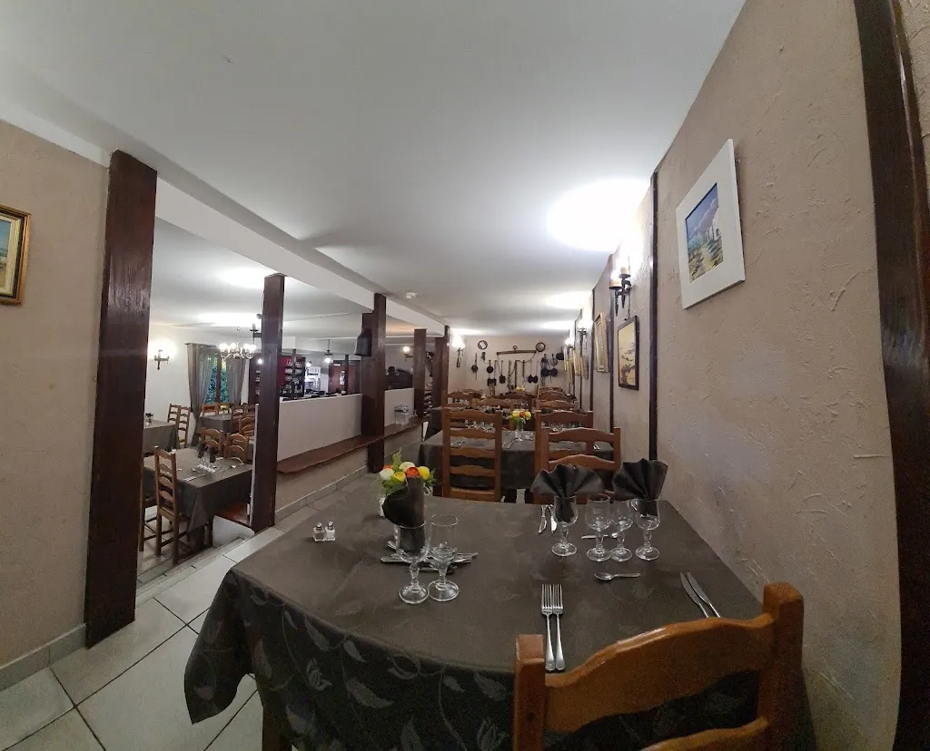 La Taverne du Cochon Salé restaurant in Authuille