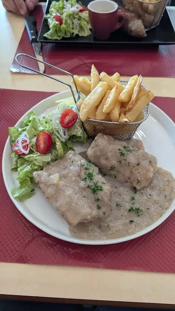 Chantal KOCHER_Le Mathys_Avesnes-sur-Helpe_review