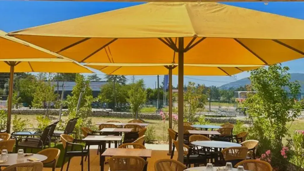 La villa Brasserie Italienne Genay restaurant in Genay