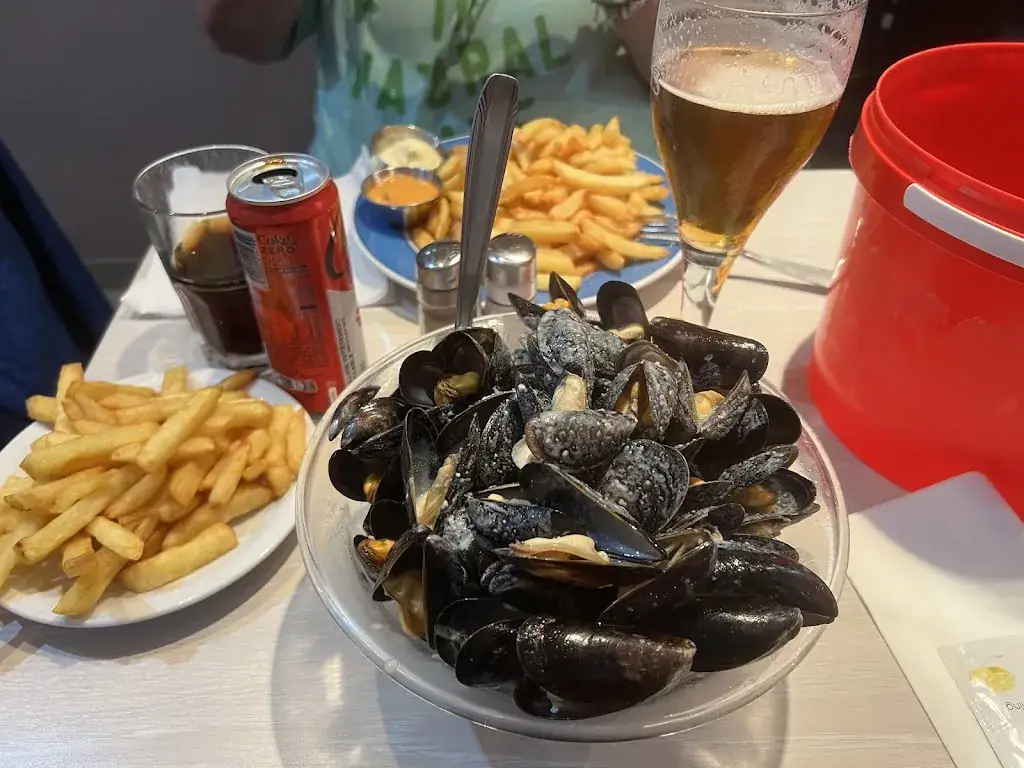 Holger Pastillé_La Friture du Nord_Avesnes-sur-Helpe_review