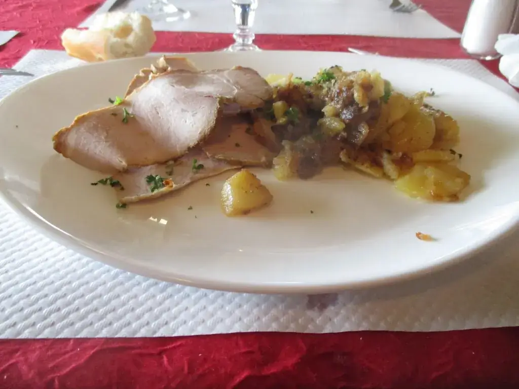 Alain PENET_Relais des Colombes_Étrœungt_review