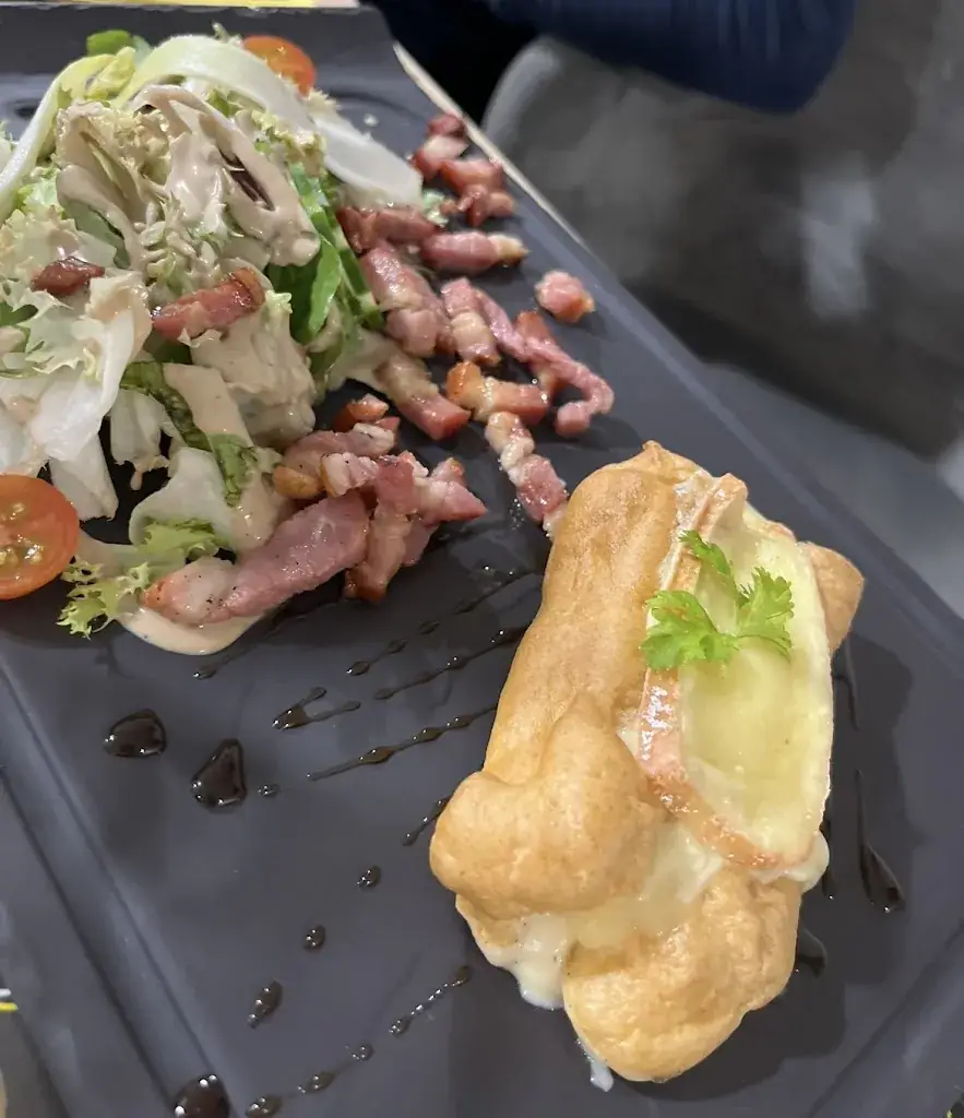 À L'USINE & LA CANTINE DE L'USINE_Bavay_slider_image_2