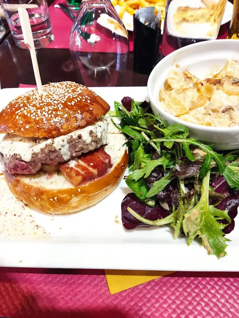 Brasserie 5h A Sieste_Corbas_slider_image_3