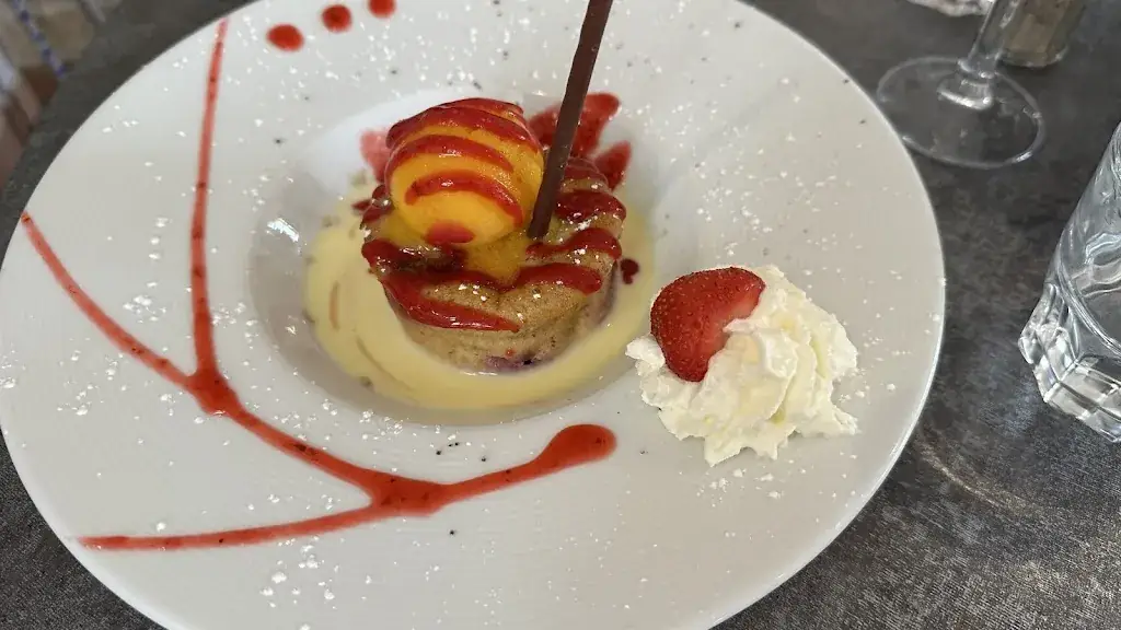 Le Pare Faim_Communay_slider_image_3