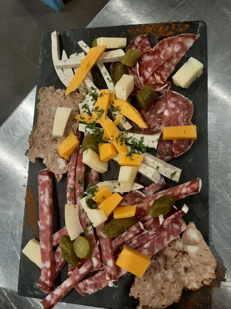 A table_Berck_slider_image_2