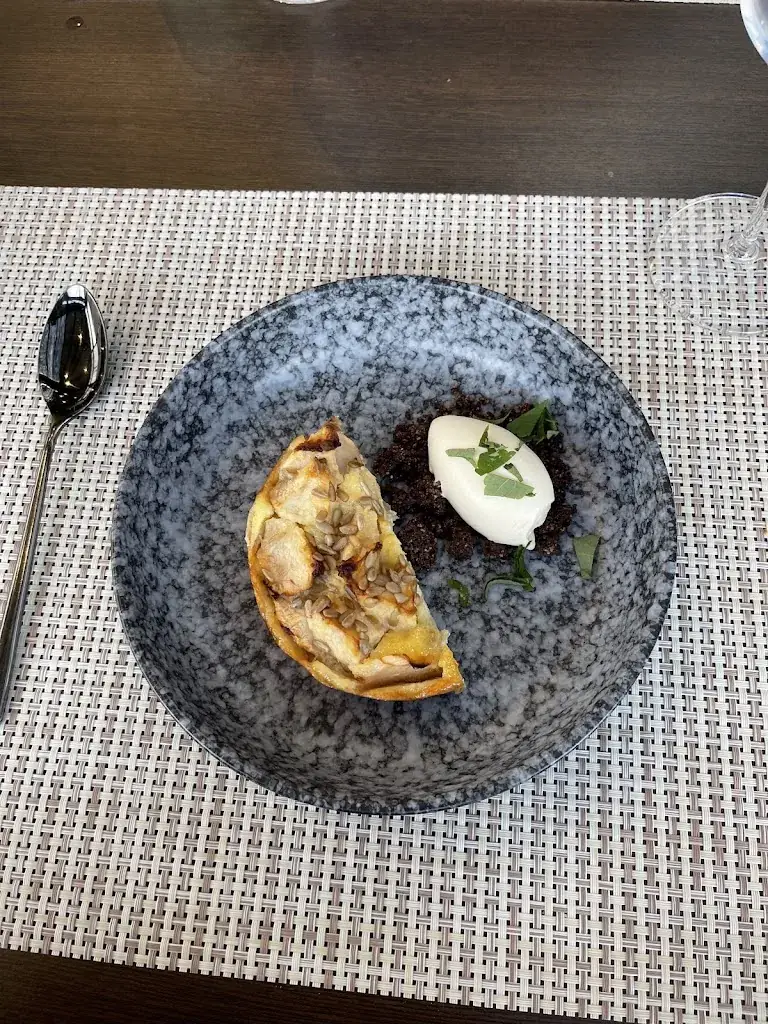 Grégory Carvalho_Le Contemporain_Beauvois-en-Cambrésis_review